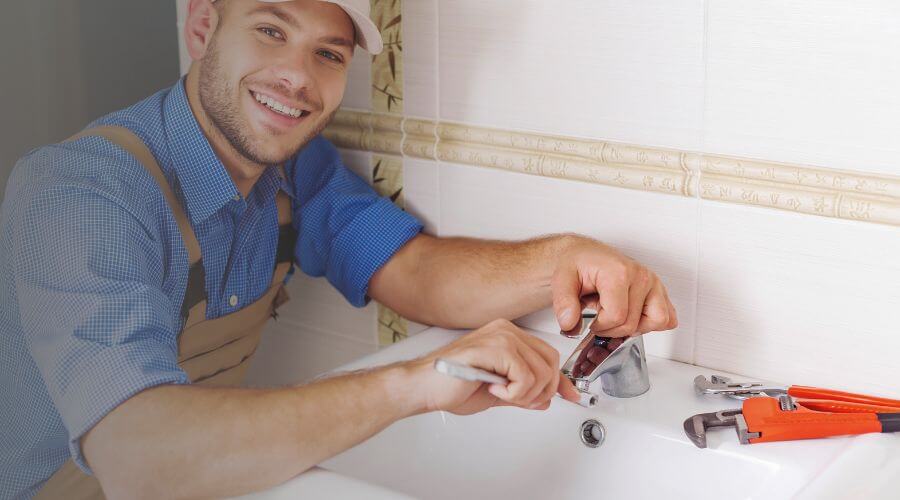 Local expert plumbing services in Crane, IN